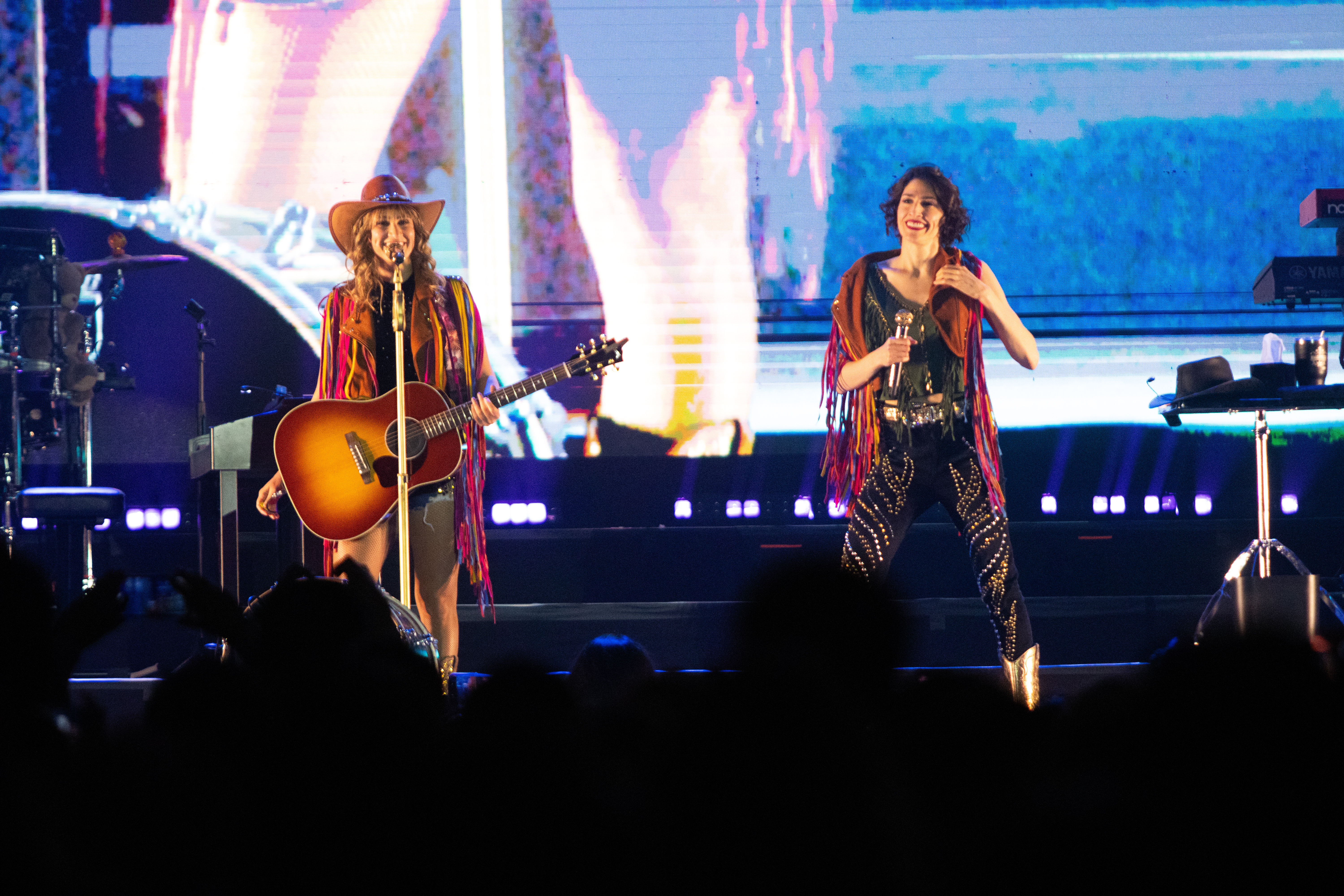 Ha*Ash Returns to El Paso with "HAASHVILLE" Tour: Gallery 5.16.25